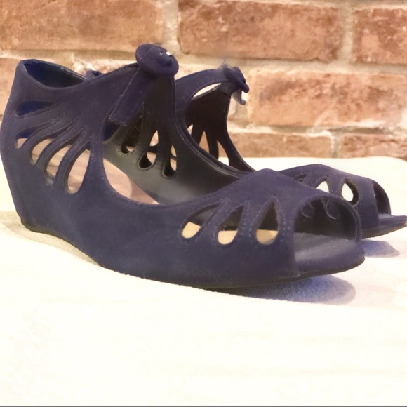 ModCloth Retro Wedges in Nightfall - Sz 5.5 - Picture 4 of 7